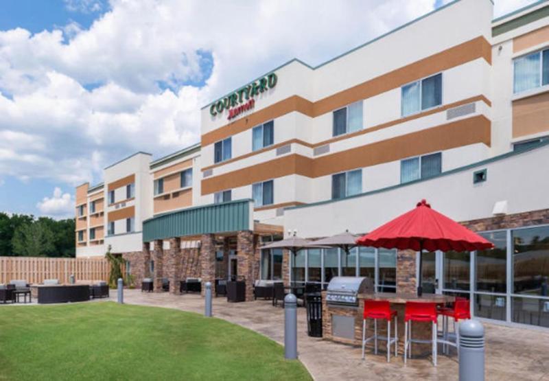 Courtyard By Marriott Elmira Horseheads Hotel Exterior photo