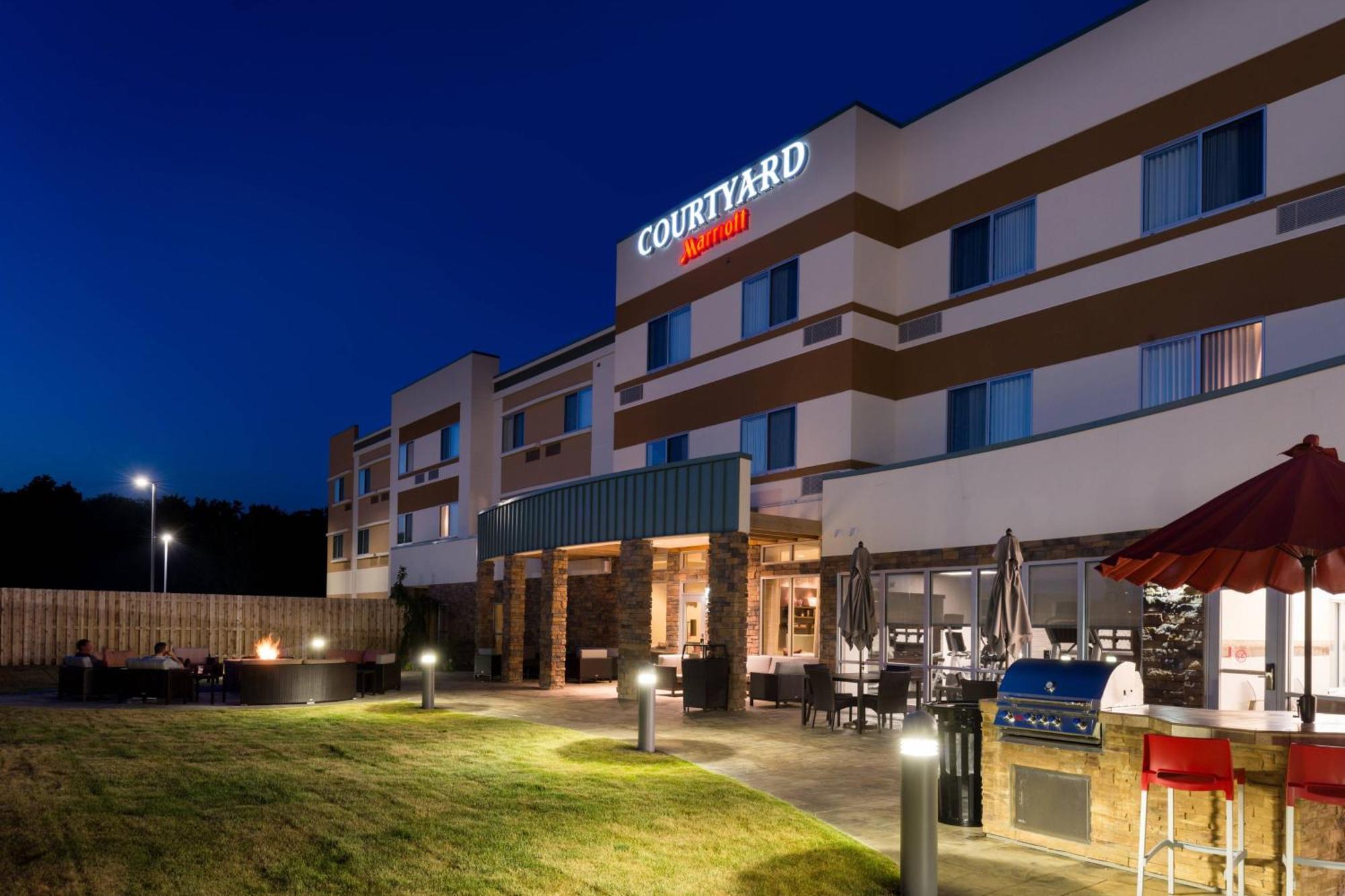 Courtyard By Marriott Elmira Horseheads Hotel Exterior photo
