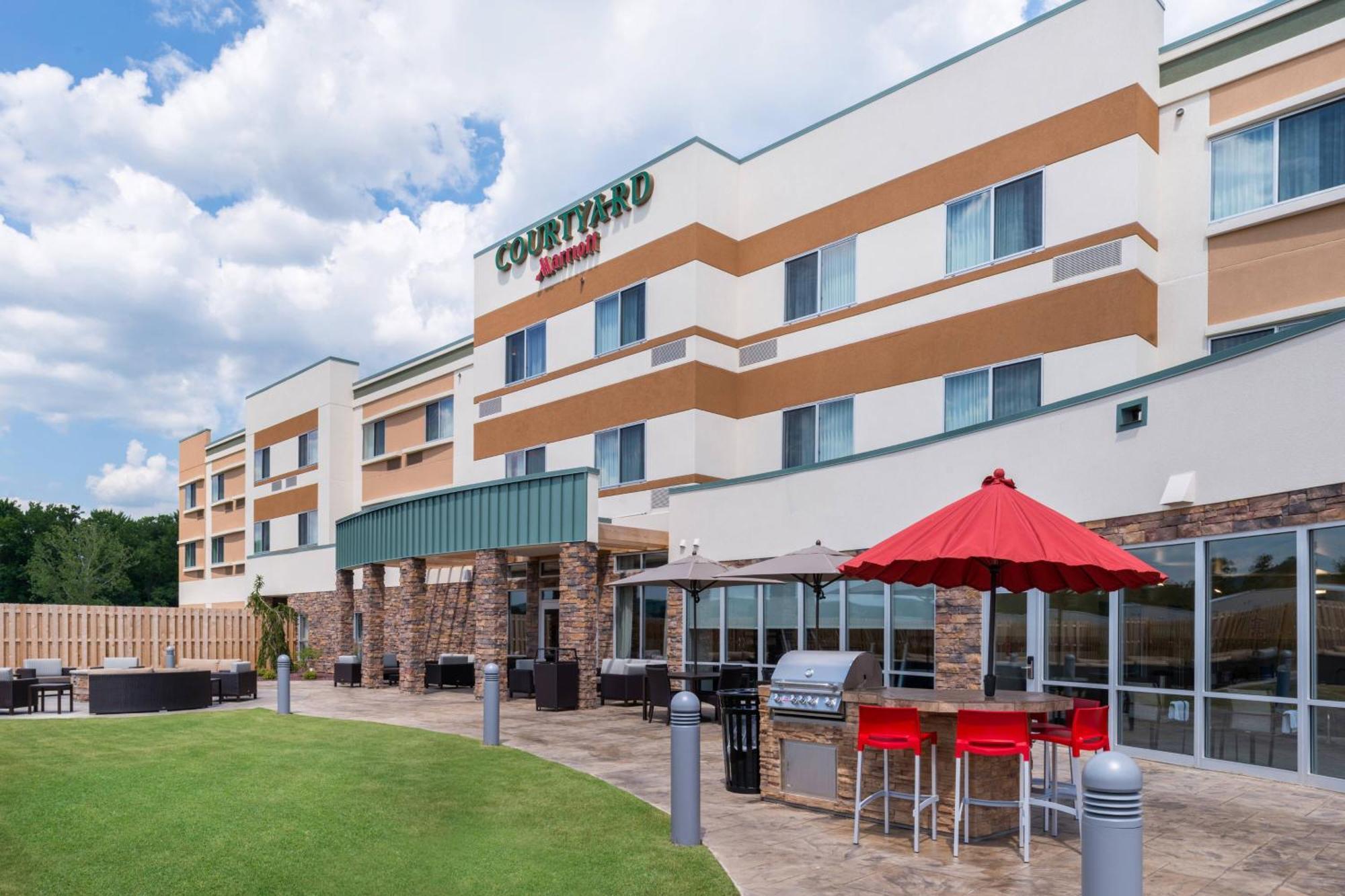 Courtyard By Marriott Elmira Horseheads Hotel Exterior photo