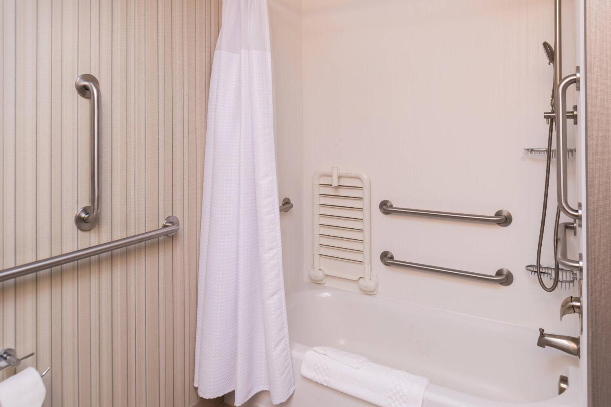 Courtyard By Marriott Elmira Horseheads Hotel Exterior photo